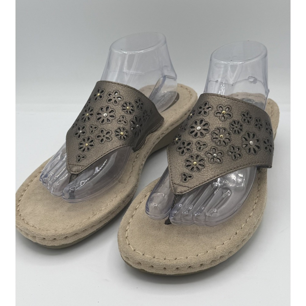 Croft & Barrow Sandals Wedge Faux Leather Pewter  Soles(sense)ability Size 10